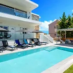 Luminosa Luxury Вилла Ханья