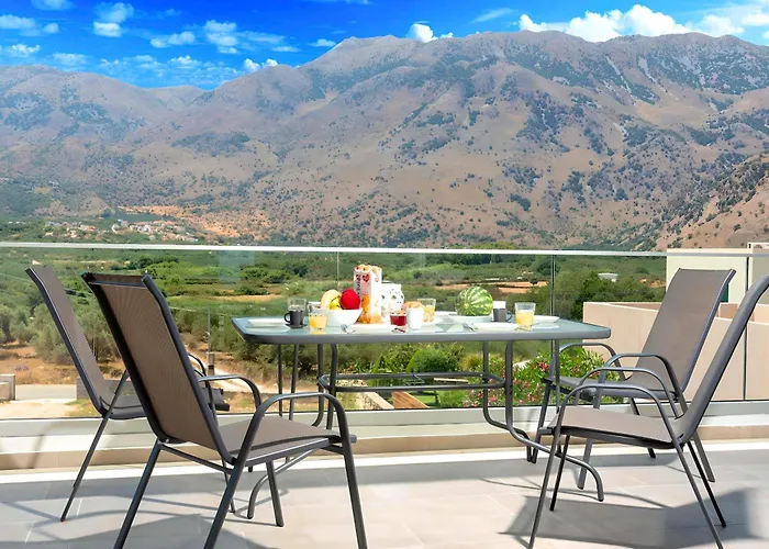 Luminosa Luxury Villa *